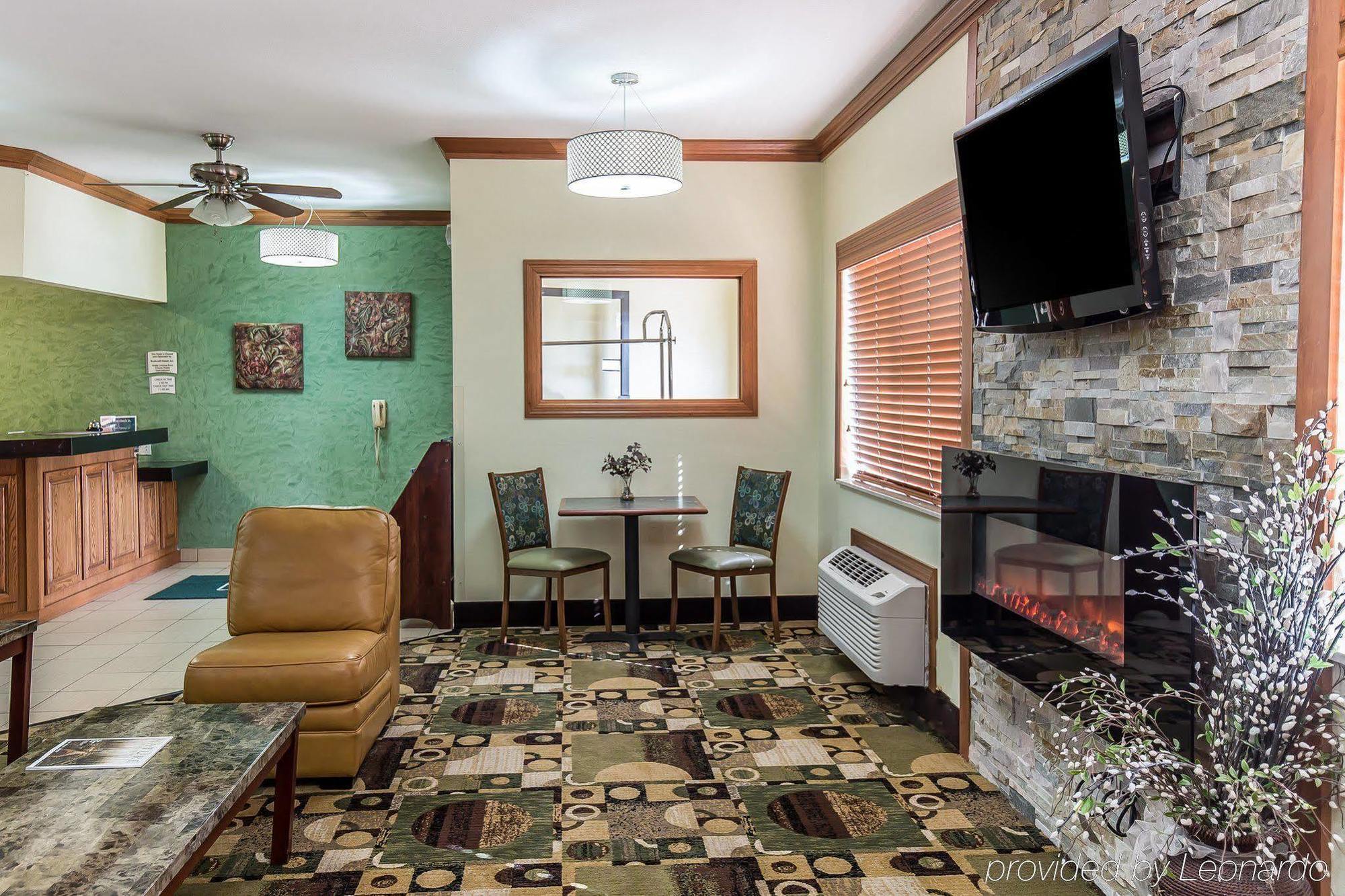 Quality At Collins Road - Inn