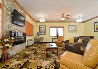 Quality At Collins Road - Cedar Rapids